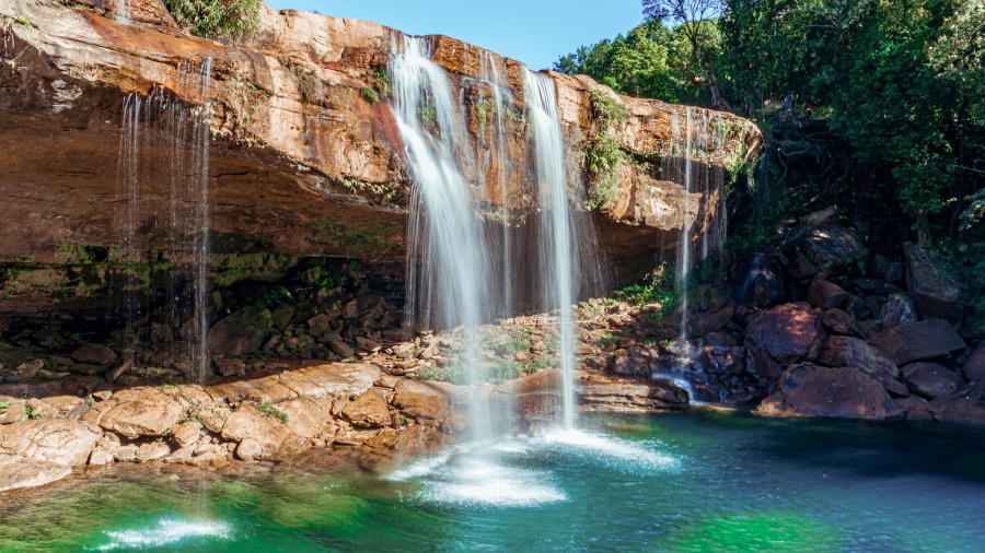 Krang Shuri Waterfalls, Krang Suri Rd, Umlārem, Meghalaya 1.jpg