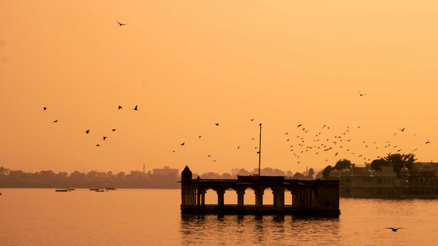 Udaipur sunset.jpg